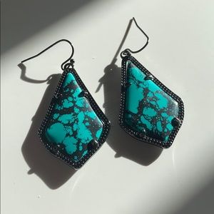 Kendra Scott earring